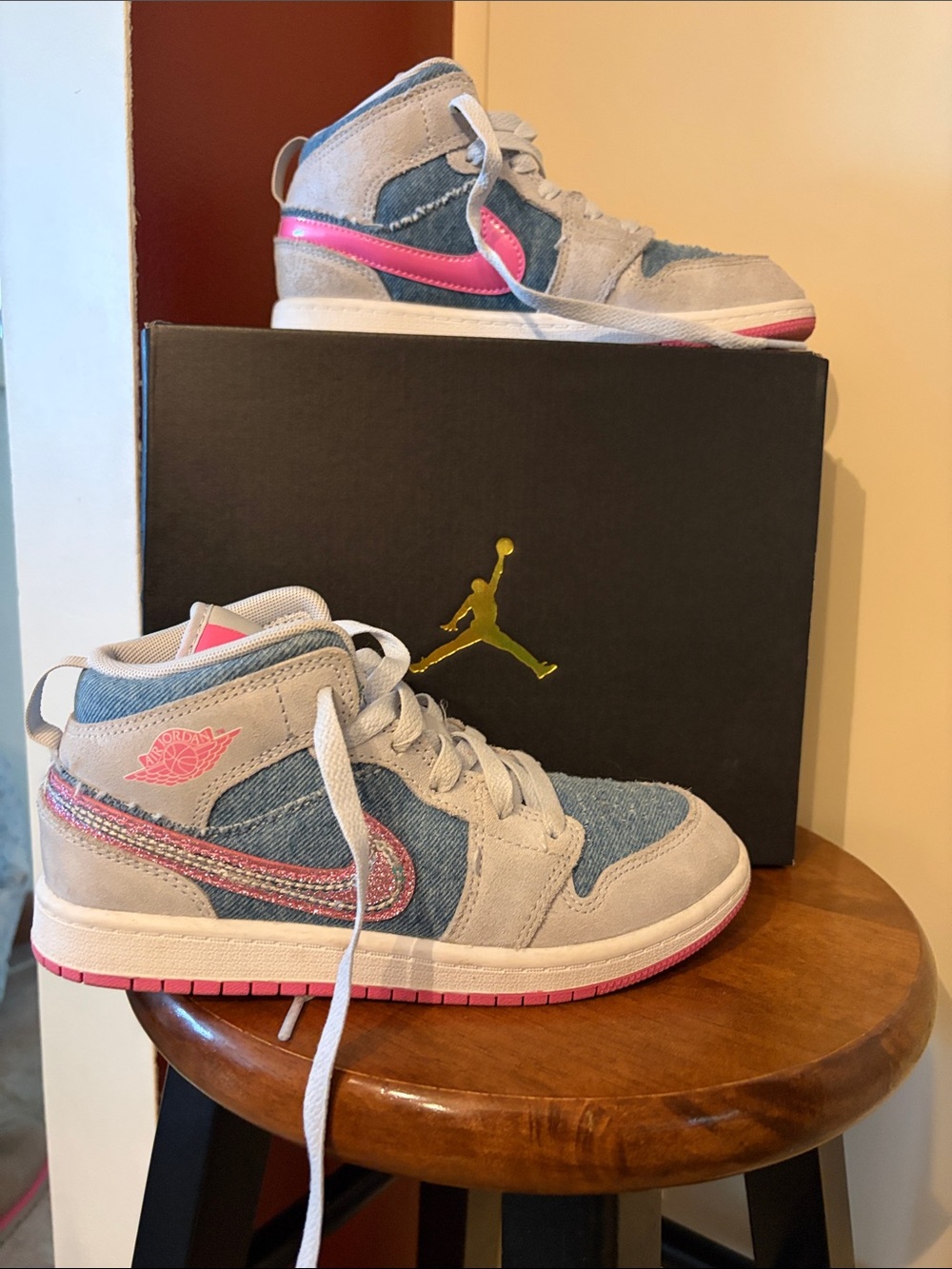 Girls Air Jordan Sneaker size 2.5